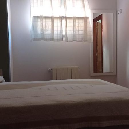 Alojamiento Numancia Pension Burgo Exterior foto